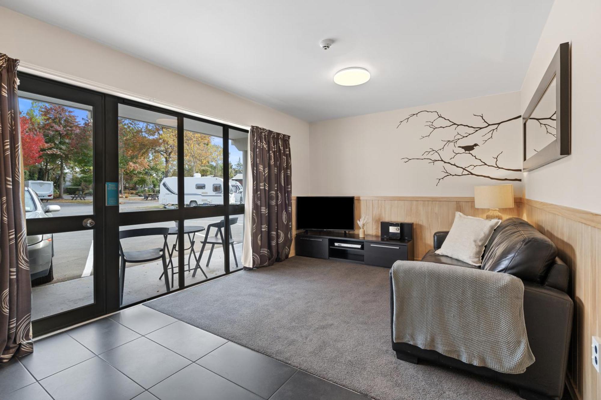 Tasman Holiday Parks - Christchurch Esterno foto A typical one-bedroom apartment