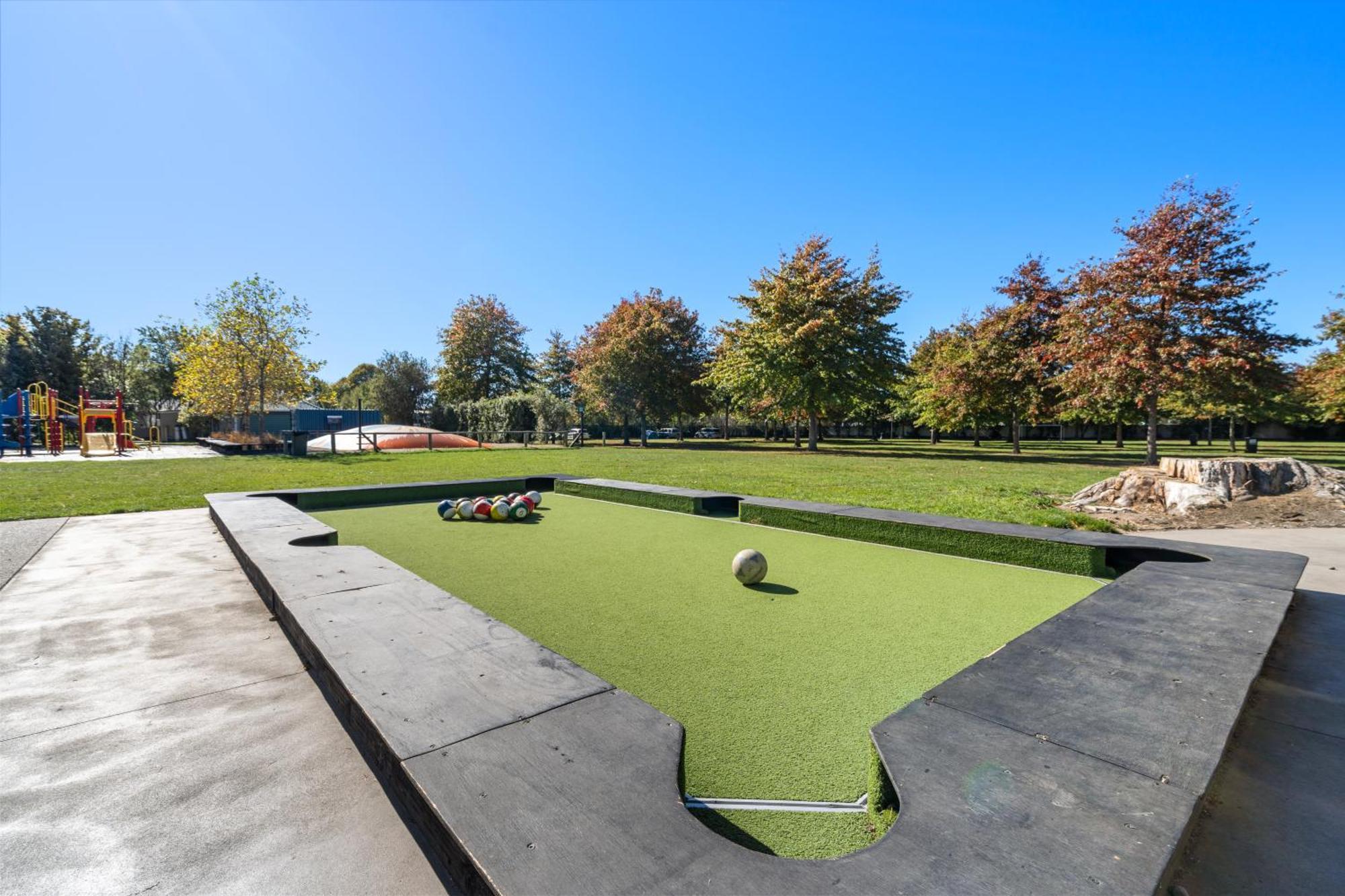 Tasman Holiday Parks - Christchurch Esterno foto The 2015 World Bowls Centre