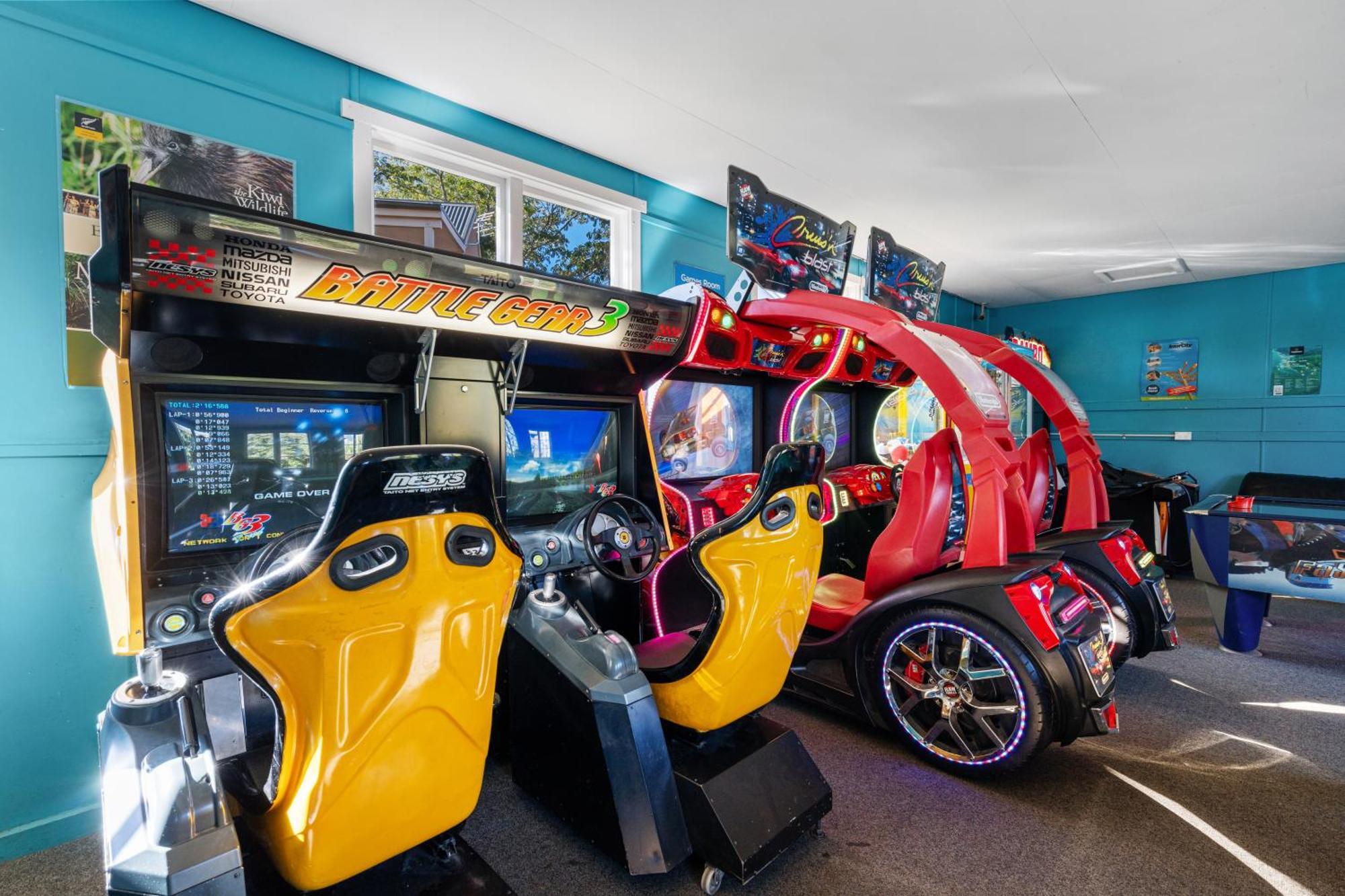 Tasman Holiday Parks - Christchurch Esterno foto The arcade at the 2014 World of Speed